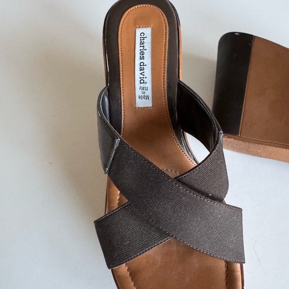 Charles David Platforms, Toffee & Brown, elastic straps across top, Size 38 NWOT - Picture 6 of 8